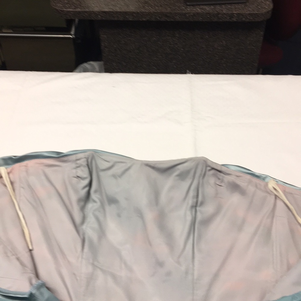 Mid knee satin dress - Picture 5 of 8